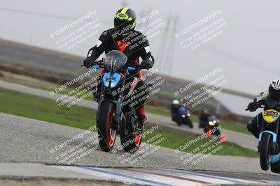 media/Nov-29-2025-TrackDaz (Sat) [[10ae2d9bce]]/B Group/Session 4 (Wheelie Bump)/